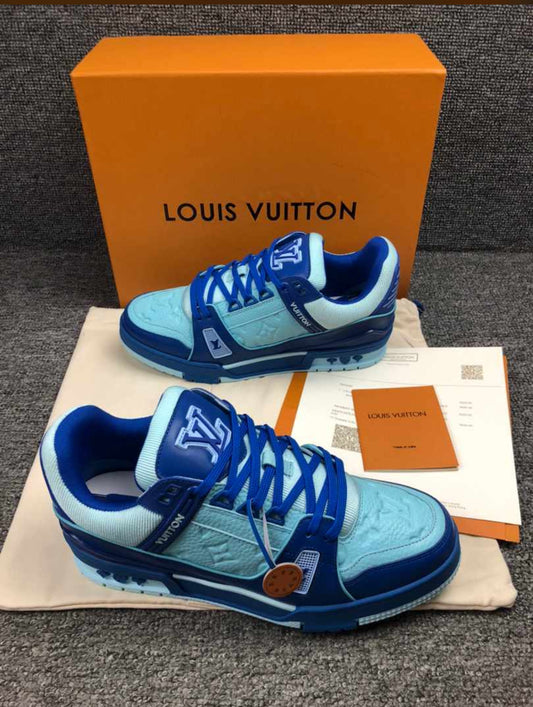 LV sneaker